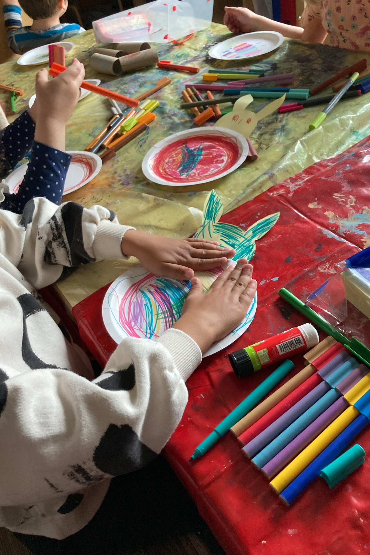 Kita kidsco Wankdorf basteln in der Kita