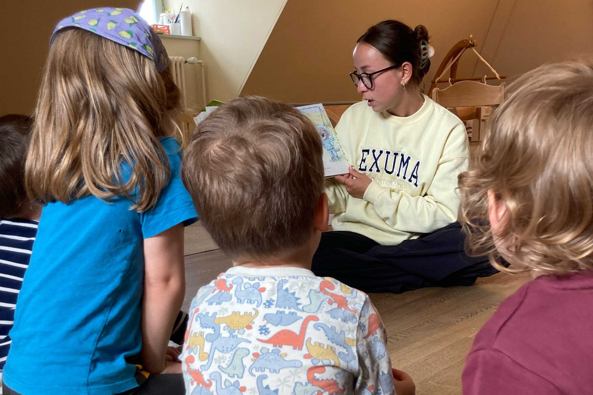 Kita_kidsco_Wankdorf_vorlesen1