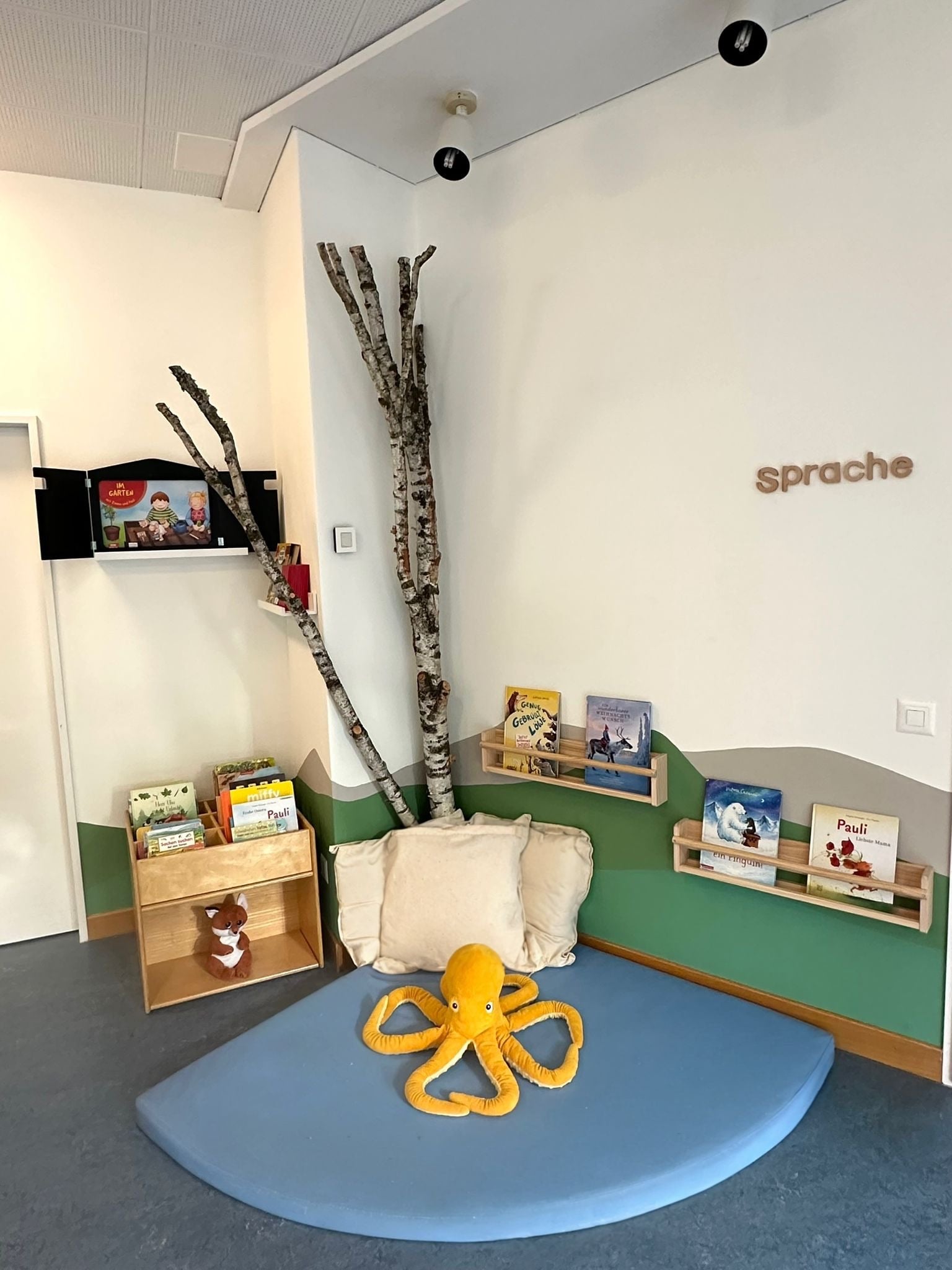 Kita_kidsco_Tiergarten_Bücherecke