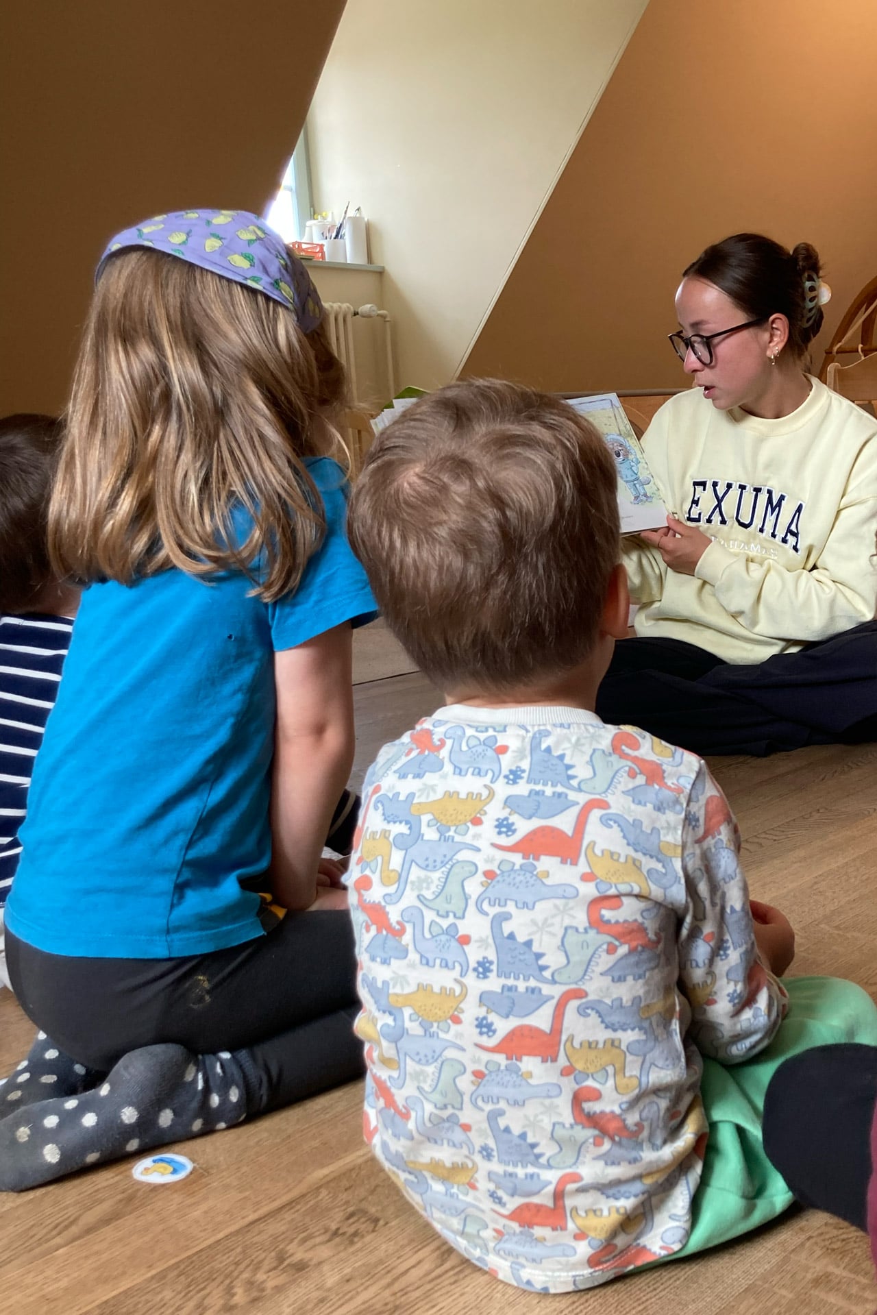 Kita_kidsco_Wankdorf_vorlesen