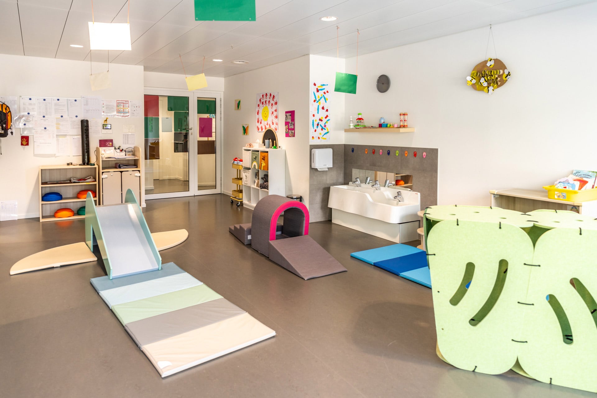crèches kidsco Églatine salle de jouer